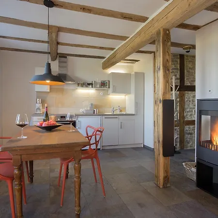 Burggarten Appartements Neuleiningen Экстерьер фото